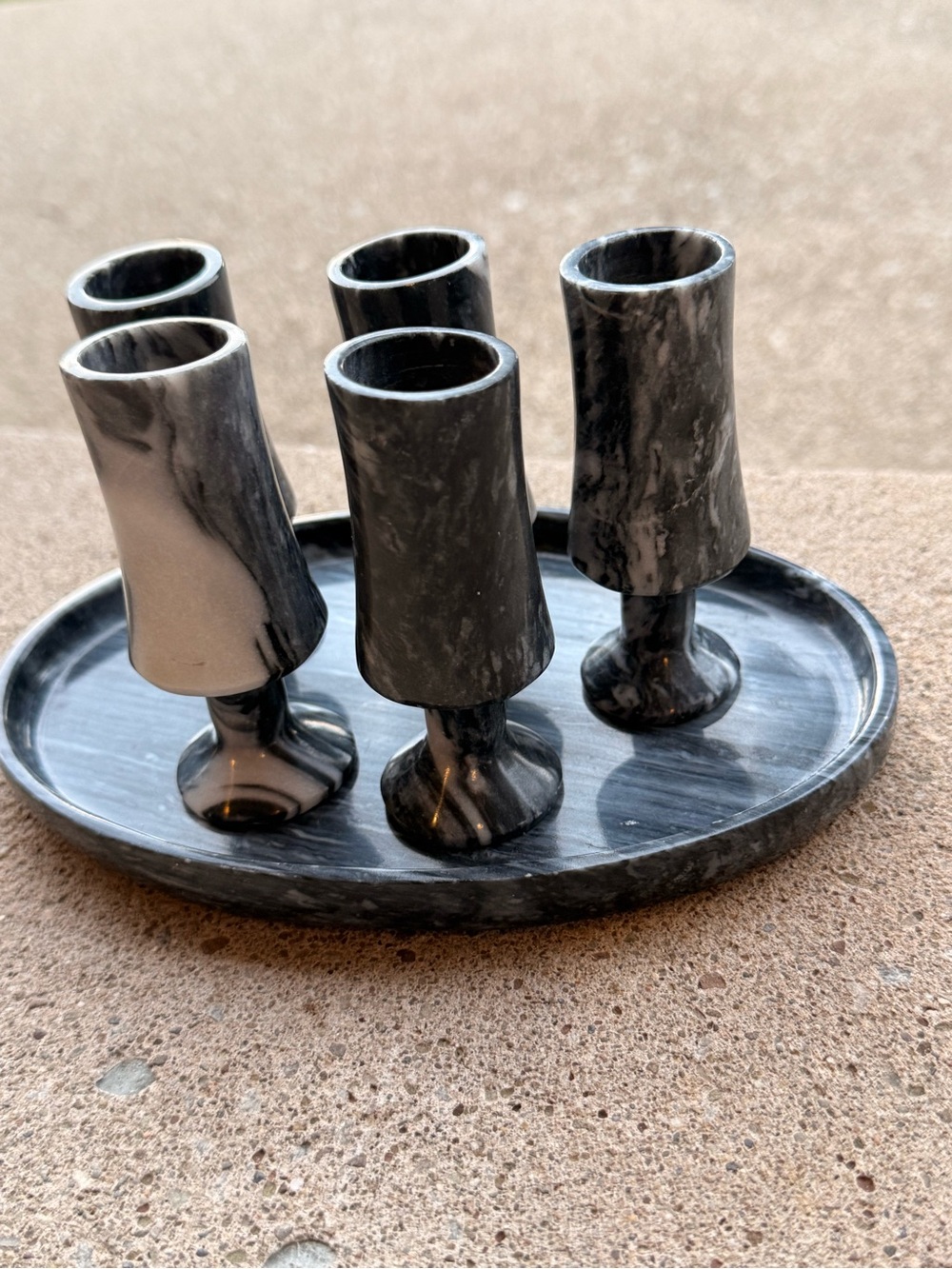 ⚡️SALE⚡️Vintage Handcrafted Onyx Black & White Shot Glass Set with Serving Tray - Picture 8 of 17